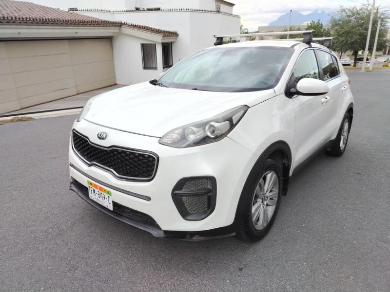 KIA SPORTAGE LX 2017 